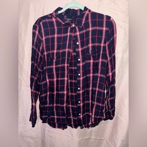 Banana Republic Blue and Red Casual Button Down Shirt